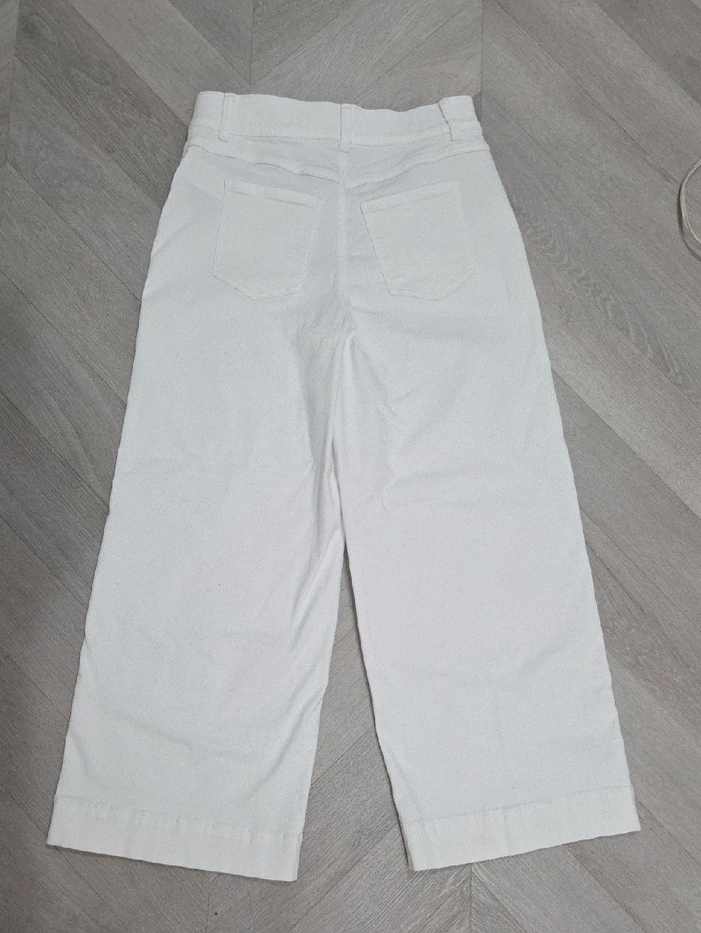 Spanx White Wide Leg High Rise Cropped Jeans, Medium - Picture 6 of 8